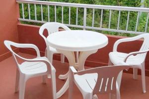 Welcoming Apartment in A Coruña, 90 m², Balcony