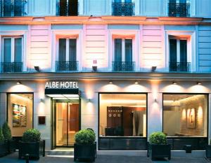 Albe Ha'tel Saint Michel hotel, 
Paris, France.
The photo picture quality can be
variable. We apologize if the
quality is of an unacceptable
level.