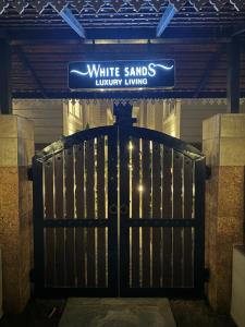 White Sands Villas