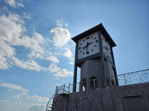 Paramount Palace Hotel Dannok