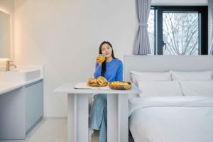 Phòng Đôi Loại Sang (Deluxe Double Room)