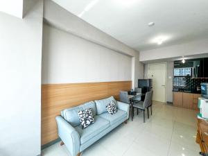 Best Choice and Comfortable Living 2BR at Anderson Supermall Mansion Apartment By Travelio