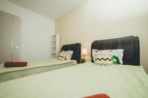 Macrolink Medini Opulent 2BR4pax by Our Stay