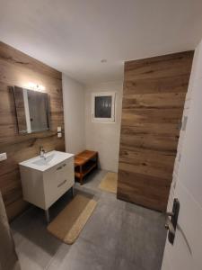 Appartements L-Ecrin du Lion a la campagne : photos des chambres