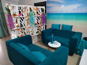 Homely stay in Noida