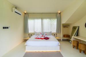 Villa Laguna by Pertama Management