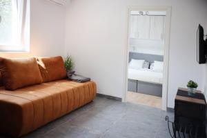 Cozy Apartment Iva with Private Garden