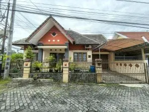 Mutiara Babarsari Homestay Jogja - Seturan