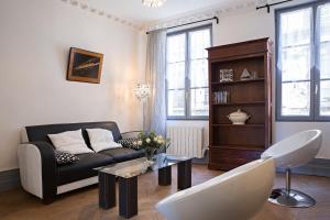 Appartements Appartement Bourgeois : Appartement 2 Chambres