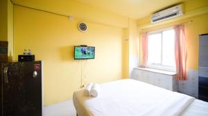 Simple Studio at Menara Rungkut Apartment By Travelio