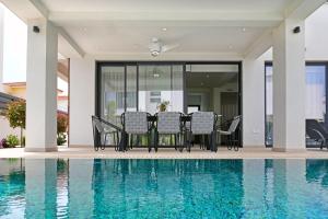 Levanda Platinum - Sunrise Sea View