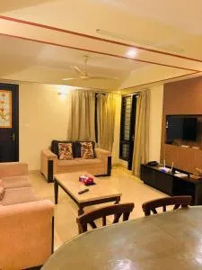 LUXUS INN JA - Starlight Rooms - Nedumangād