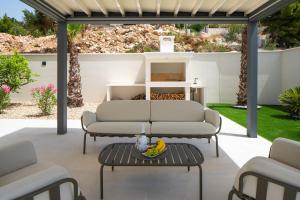 Seaview Villa Libero with spa zone, pool, billiard