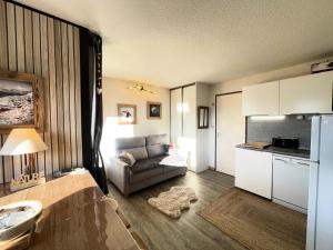 Appartements Residence Les Adrelles - STUDIO DE CHARME VUE MONT CHARVIN MAE-4781 : photos des chambres