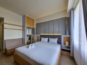 Best Place and Cozy Studio at Altuz Seturan Yogyakarta Apartment By Travelio