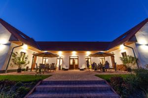 GLASHÜTTE Kisújbánya Vadászház