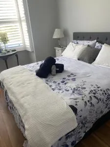 Rose gold cottage - Wedderburn