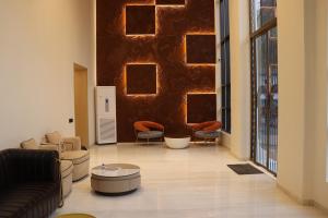 The Long D Hotel Surat Airport Rd