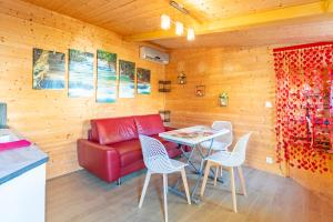 Maisons de vacances Le Chalet Houda et spa en option : photos des chambres