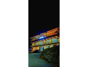 The Royals Apricot Garden, Chamba - Dhanaulti