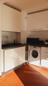 La terrasse du Club Wifi Clim Piscine - Centre ville - ROSSIconciergerie - Linge inclus