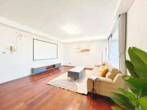 Shanghai Hills & LinkInn TimeLight 3-Bedroom Near SNIEC - Zhangjiaqiao