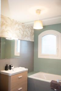 Appartements Maison T5 -Les reflets du lac - Terrasse -Piscine : photos des chambres
