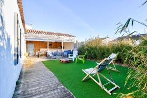 Maisons de vacances 240m des plages - Maison avec jardin pour 12 : photos des chambres