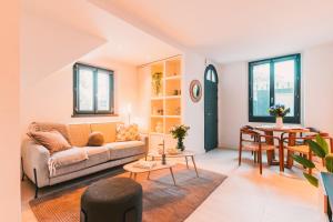 Charmante Maisonnette au Prado Carré dOr by Maison Galante