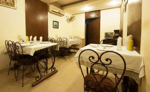 Golden Leaf Hotel