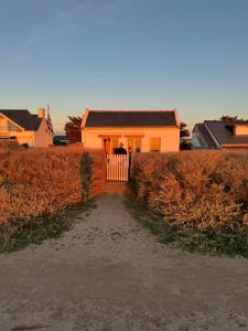 Maisons de vacances Maison sur la plage , pour vivre des vacances iodees  La Bastille : photos des chambres