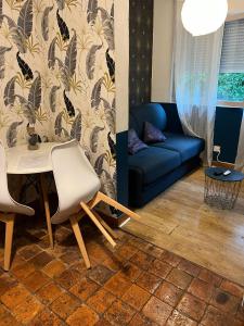 Appartements Studio depart tardif proche gare et lycees : Appartement