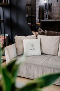Stylish apartment, loft number 7 with office space and free private parking