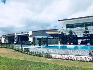 Your Tagaytay Wind Residence Staycation