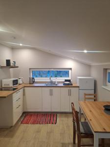 Rožu ielas namiņš