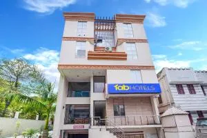 FabHotel ESS Paradise - Nr Bus stand - Pīlamedu