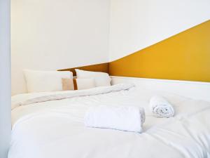 Luxury Flat with balcony near Arc de Triomphe