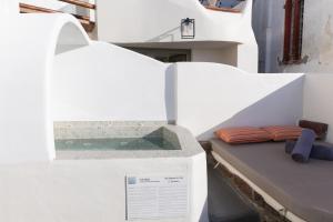 Aperto Suites - Adults Only