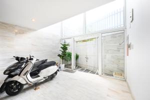 SMART RENT Andrea and Ha