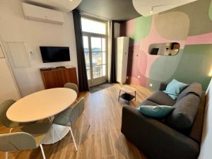 Appartements T2 climatise face Loire et chateau le 4-4 : photos des chambres