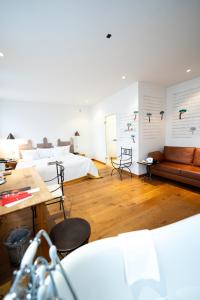 Junior Suite (3 Adults) room in Hotel Drei Raben