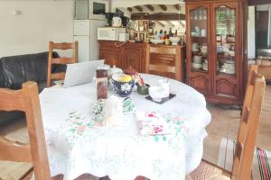 Maison rustique charmante à Sassetot-le-Mauconduit, jardin.