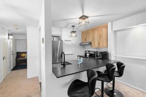 Classic Swiss Condo with Views of Mont-Tremblant