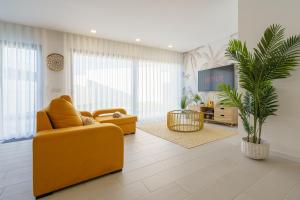 Villa Tropical with jacuzzi and private swimming pool