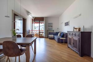 Bright House - Carozzi Apartments