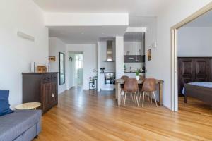 Bright House - Carozzi Apartments
