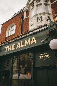 Alma hotel, 
London, United Kingdom.
The photo picture quality can be
variable. We apologize if the
quality is of an unacceptable
level.