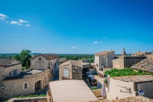 Maisons de vacances Maison en pierre avec bassin : photos des chambres
