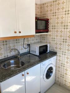 Apartamentos Angelito Playa América Ático