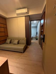 Gold Coast monaco room netflix studio